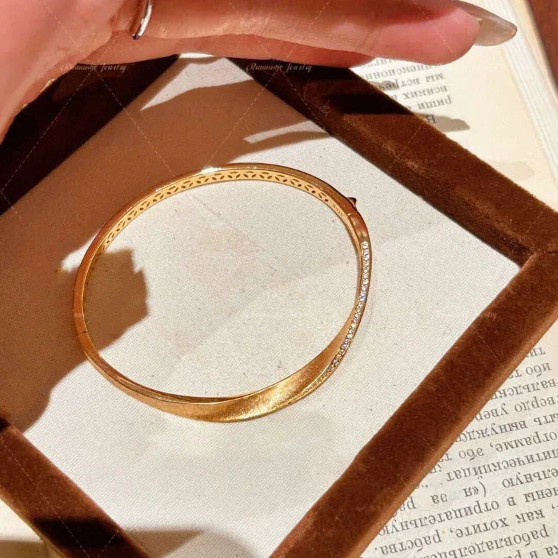 Vintage Charm High quality brushed Mobius bracelets for women twisted rope inlaid diamonds layered bangles wedding jewelry gift