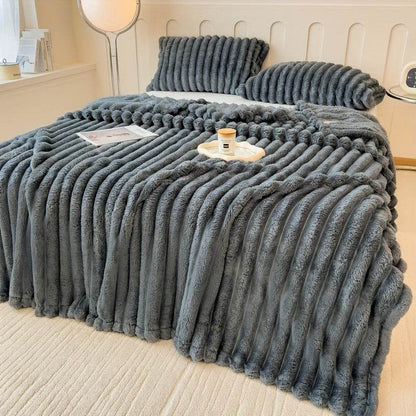 Luxe Faux Rabbit Fur Throw Blanket - Montero Milan