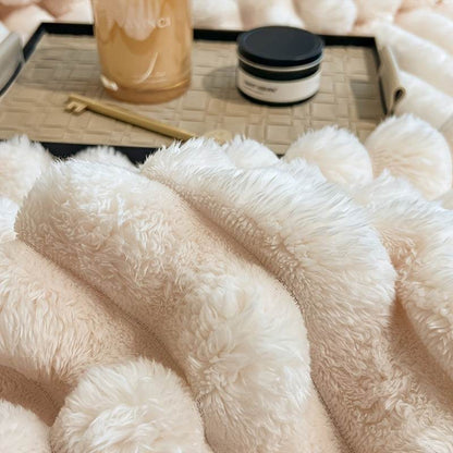 Luxe Faux Rabbit Fur Throw Blanket - Montero Milan