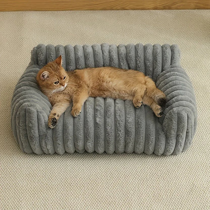 Comfortable Cat Sofa, Cute Soft Cat Bed, Breathable Cat House, Sleeping Basket for All Sizes of Cats, Suitable for All Seasons, Comfortable Pet Bed, Modern Pet Furniture