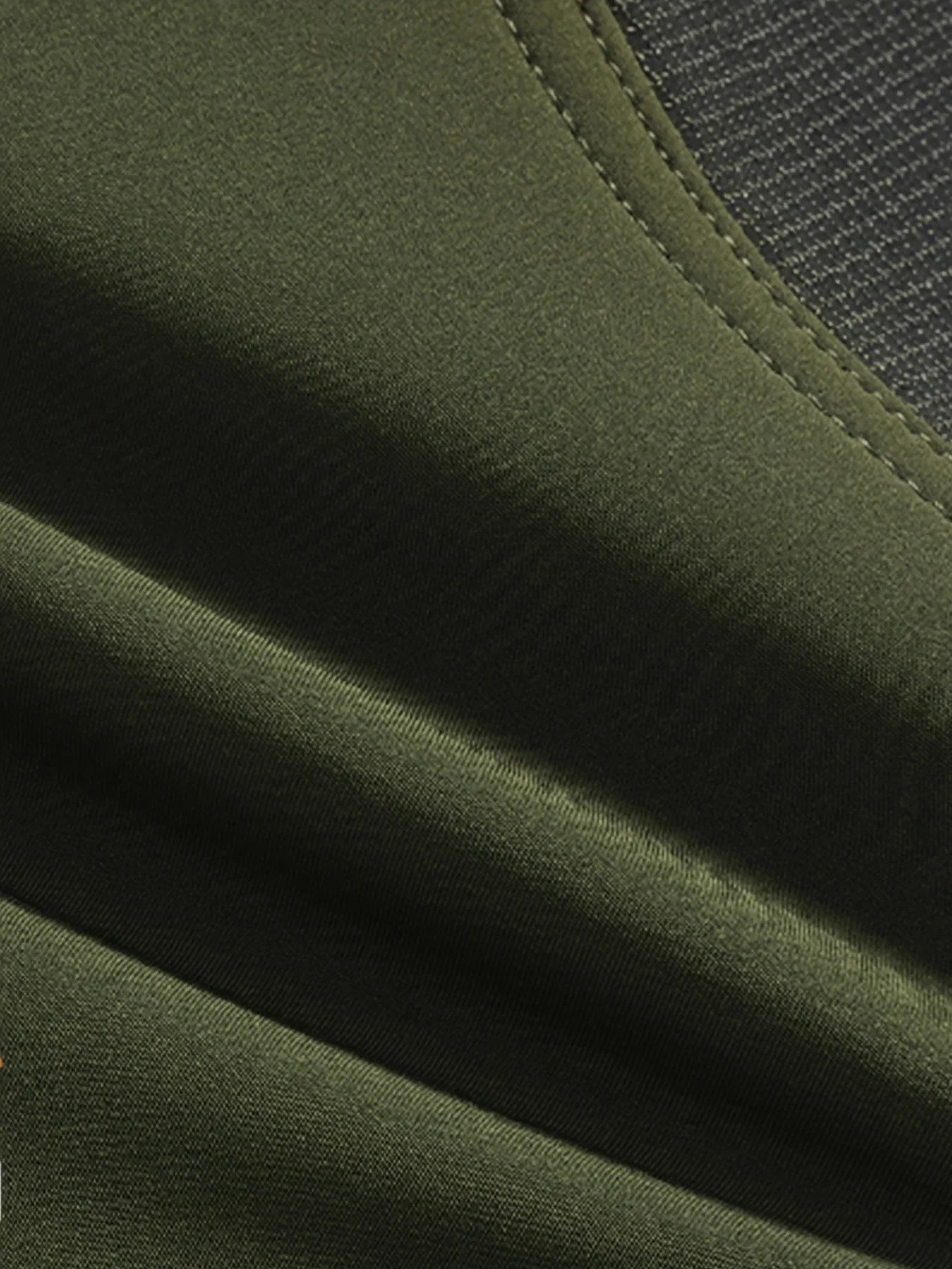 Men's Warm Windproof Cargo Pants with Belt & Zippered Pockets - Olive Green, Black & Yellow Accents, Perfect for Winter Outdoor Activities & Casual Wear, Winter Clothes