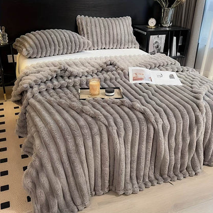 Luxe Faux Rabbit Fur Throw Blanket - Montero Milan