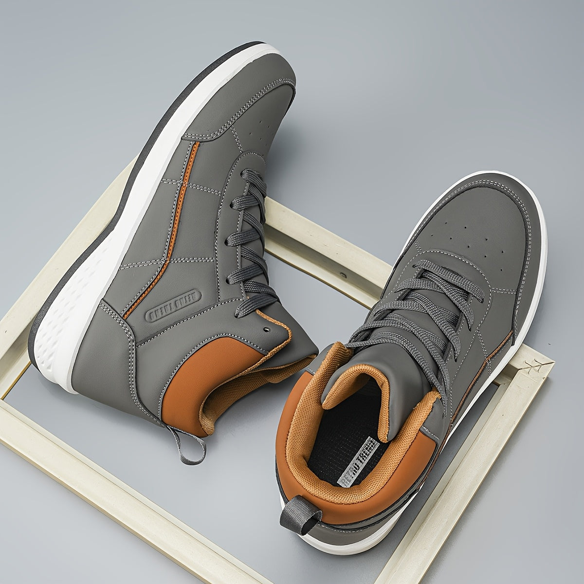 Vorvio™ High-Top Outdoor Shoes