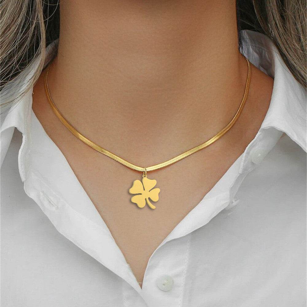 Clover Pendant Chain Necklace - Montero Milan
