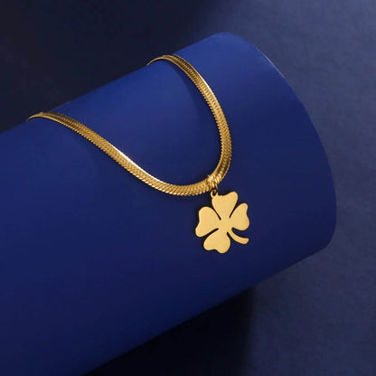 Clover Pendant Chain Necklace - Montero Milan