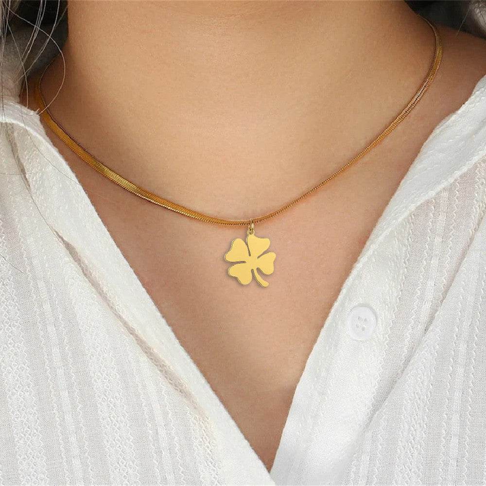 Clover Pendant Chain Necklace - Montero Milan