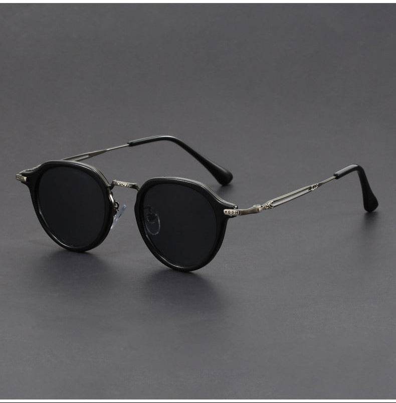 Classic Vintage Metal Sunglasses (UV400 Protection) - Montero Milan