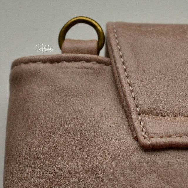 Classic Retro Business Clutch Bag - Montero Milan