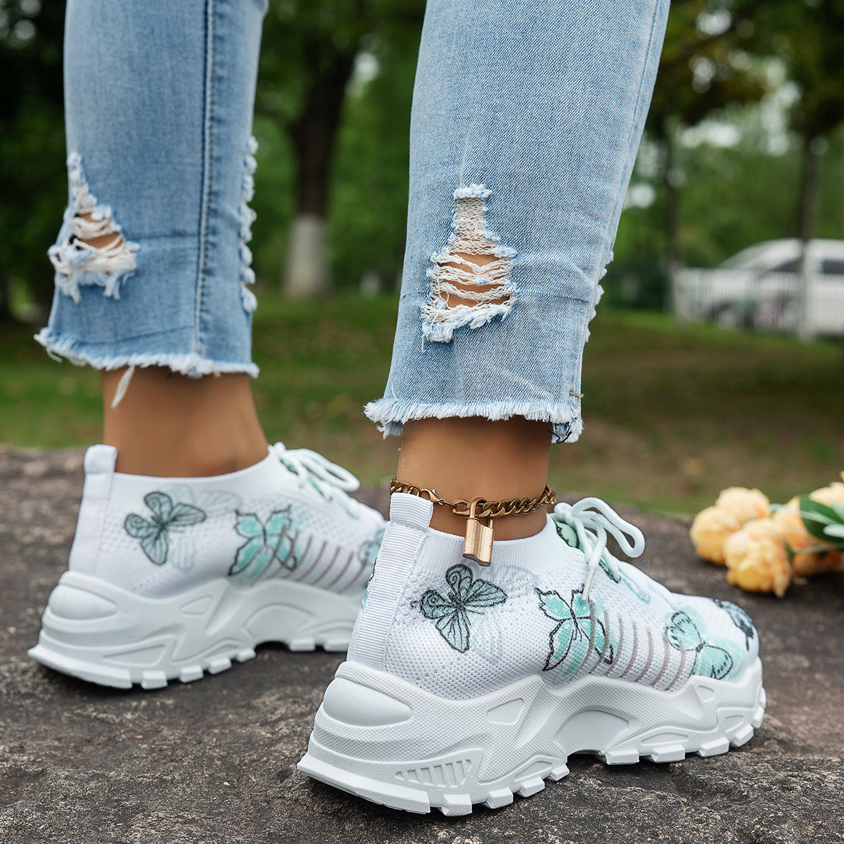 Fiora Mesh Sneakers
