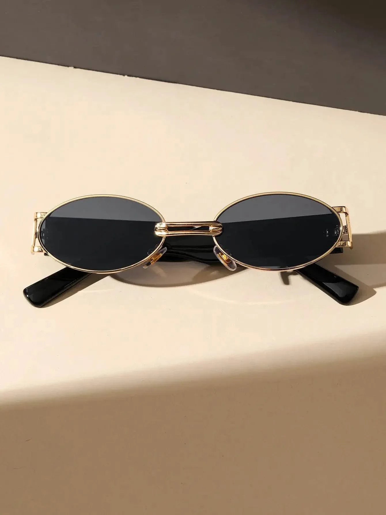 Gold Oval Retro Sunglasses - Montero Milan