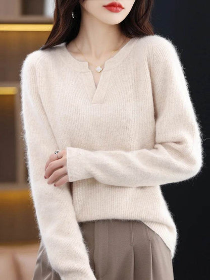 Elegant V-Neck Mink Cashmere Sweater - Montero Milan