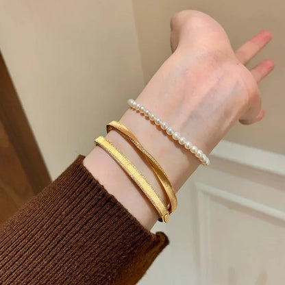 Vintage Charm High quality brushed Mobius bracelets for women twisted rope inlaid diamonds layered bangles wedding jewelry gift