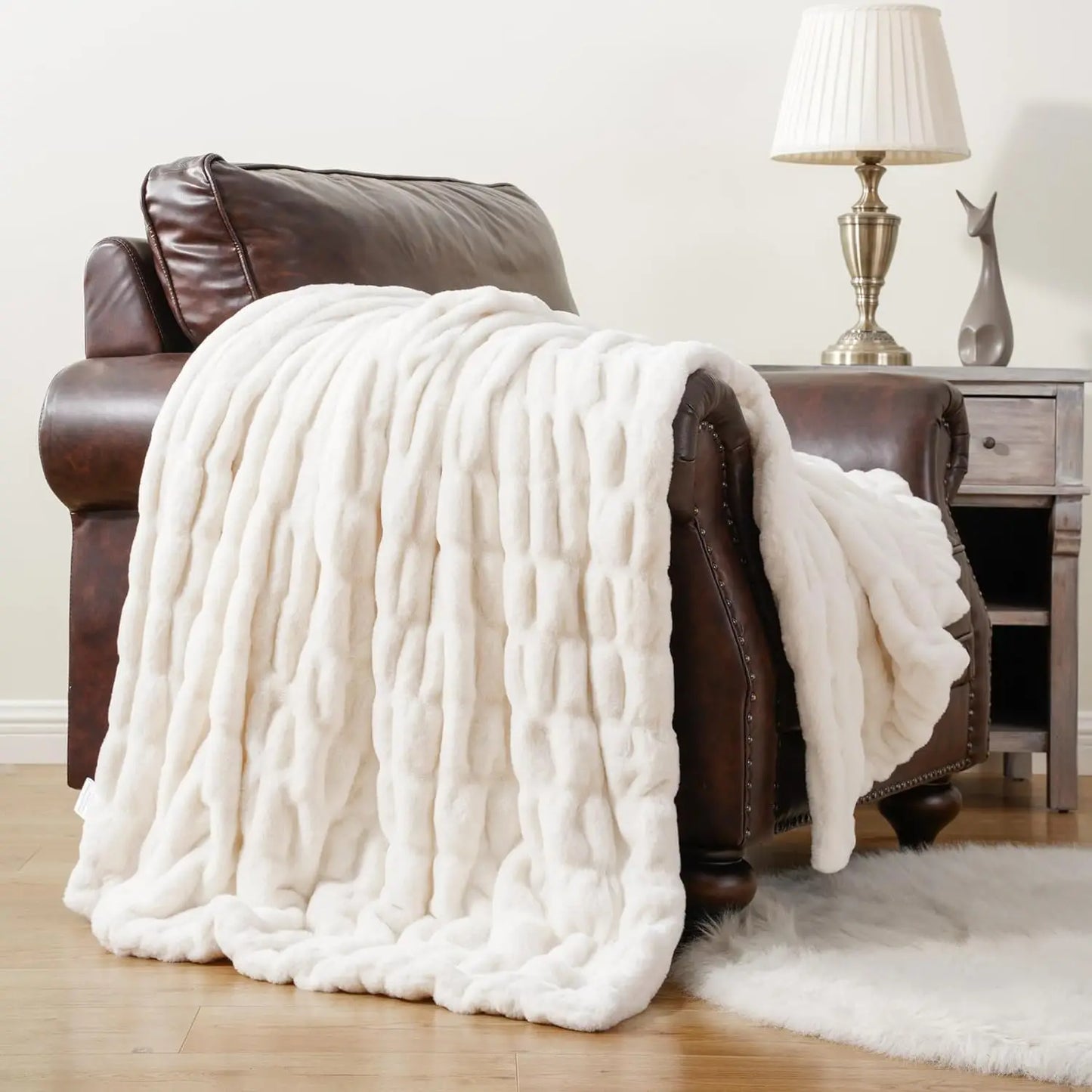 Luxury Faux Fur Throw Blanket