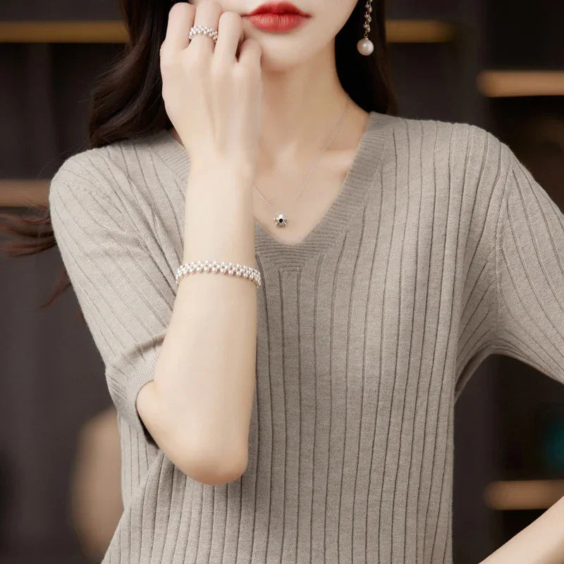 Women's Sweater Spring Summer Short Sleeve V-neck Knit Shirt Casual Korean Pullovers Stripe Bottoming Shirt Slim Fit Jumpers