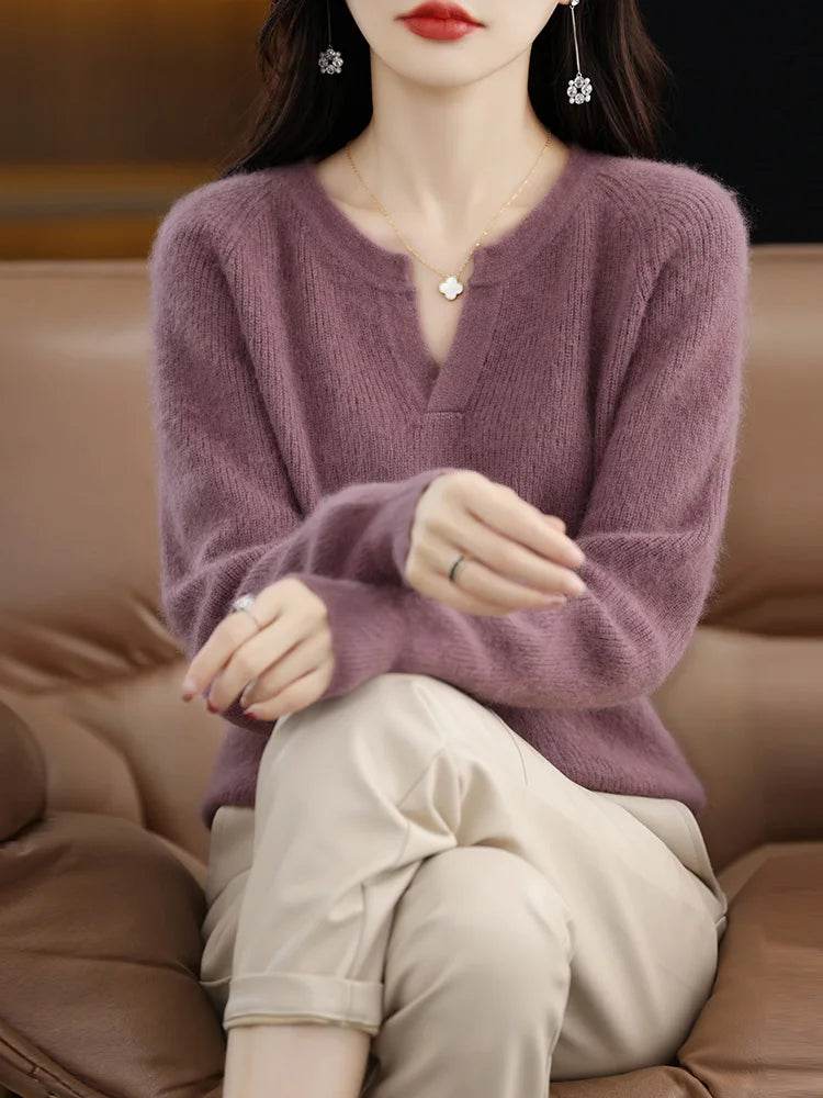 Elegant V-Neck Mink Cashmere Sweater - Montero Milan
