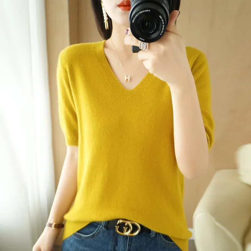 Spring/Summer 2025 Ladies Sweater Pullover Solid Color V-neck Half-sleeved Knitted Cashmere Sweater Thin Casual Top