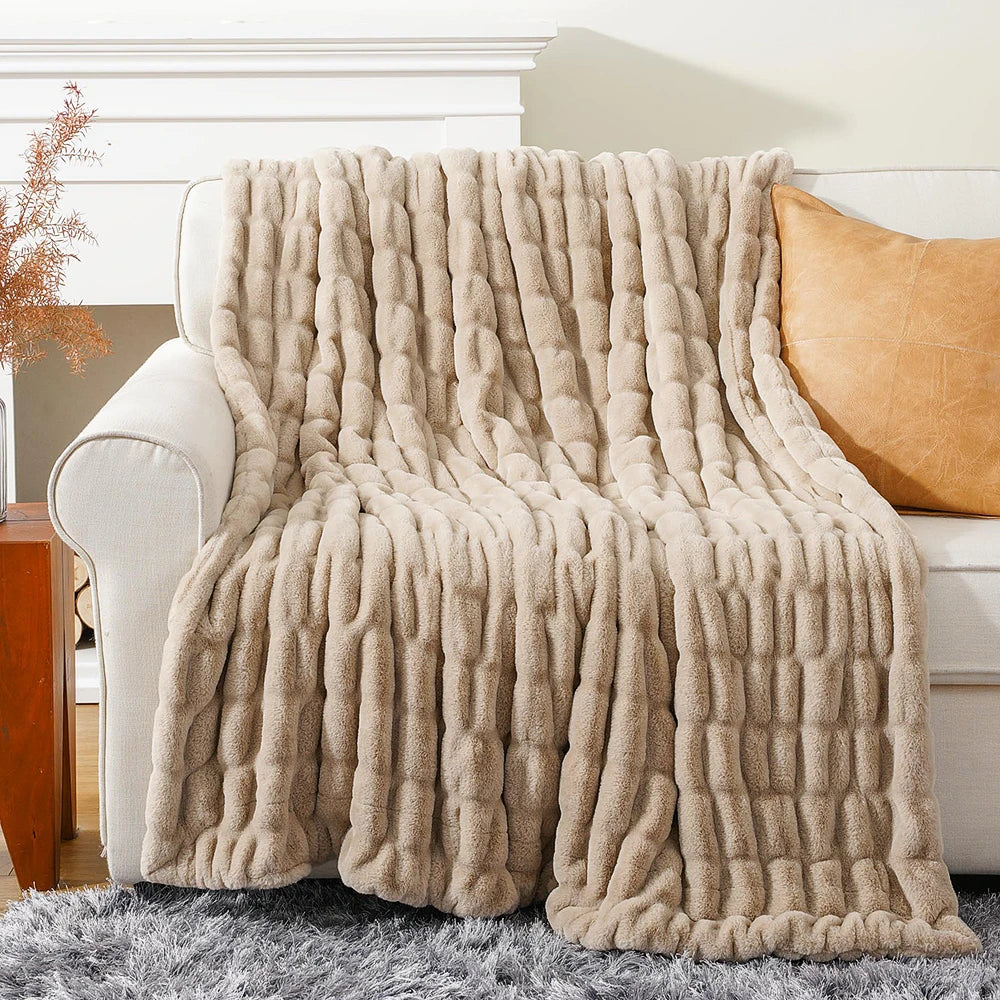 Luxury Faux Fur Throw Blanket