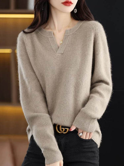 Elegant V-Neck Mink Cashmere Sweater - Montero Milan