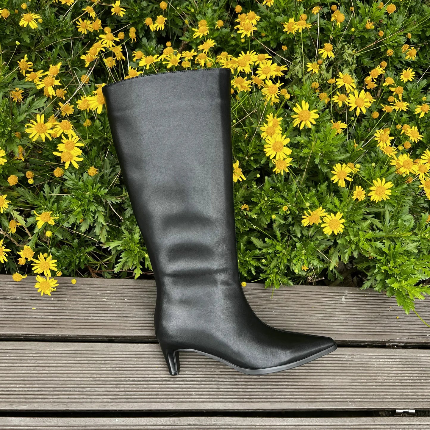 QUTAA Fashion Winter Women Knee High Boots Cow Suede Autumn Shoes Pointed Toe Buckles Chunky High Heels Motorcycle Boots 34-43