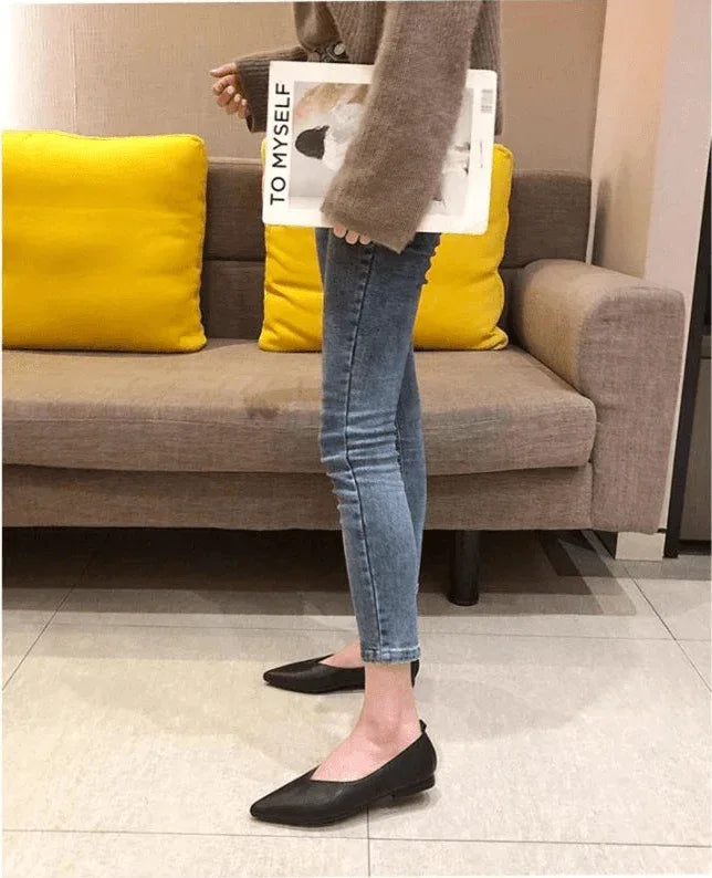 AIYUQI Female Shoes Large Size 2025 Pointedtoe Genuine Leather Flat Shoes Women Shallow Mouth Comfortable Women's Boat Shoes - Montero Milan