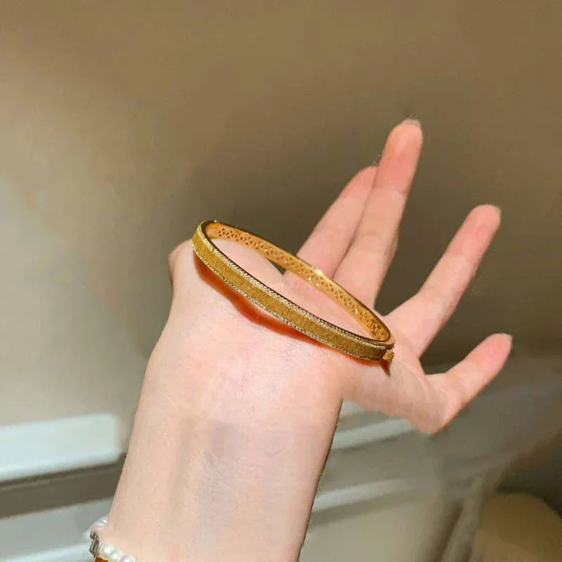 Vintage Charm High quality brushed Mobius bracelets for women twisted rope inlaid diamonds layered bangles wedding jewelry gift