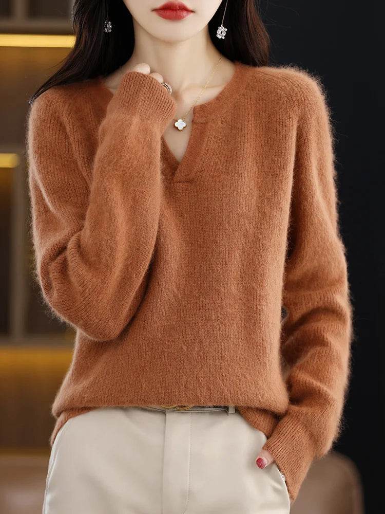 Elegant V-Neck Mink Cashmere Sweater - Montero Milan