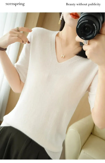 Spring/Summer 2025 Ladies Sweater Pullover Solid Color V-neck Half-sleeved Knitted Cashmere Sweater Thin Casual Top