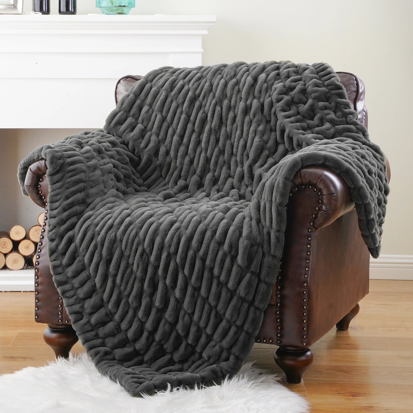 Luxury Faux Fur Throw Blanket