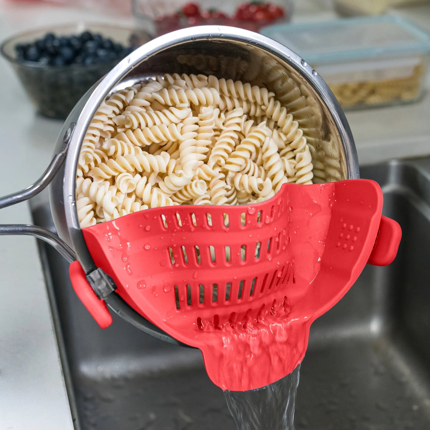 1pc ABERZEY Clip-On Strainer for Pots & Pans - Durable Plastic Kitchen Colander for Pasta, Meat, Vegetables, Fruits - Easy Drainage & Compact Design, Strainer for Pasta, Vegetable Preparation, Modern Kitchenware, Efficient Dr